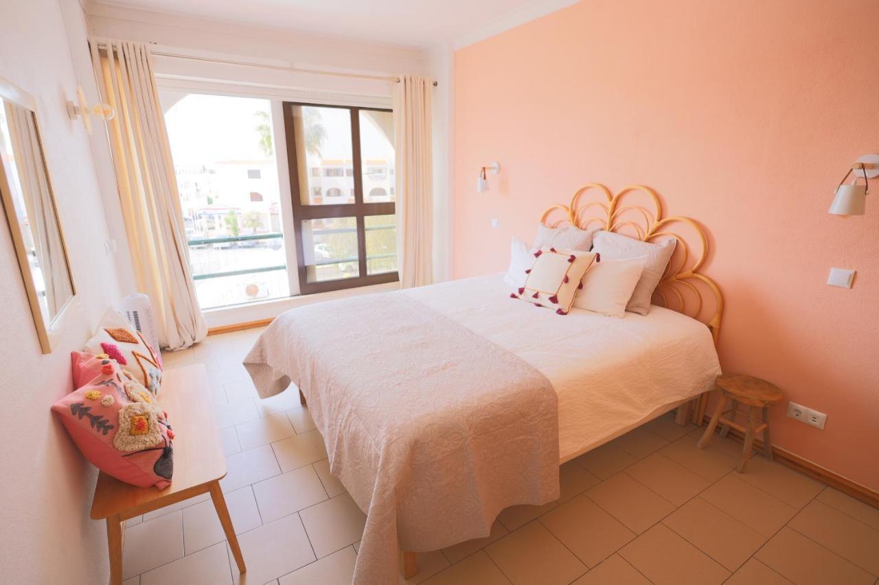 אלבופיירה Apartamentos Ninho Das Gaivotas מראה חיצוני תמונה