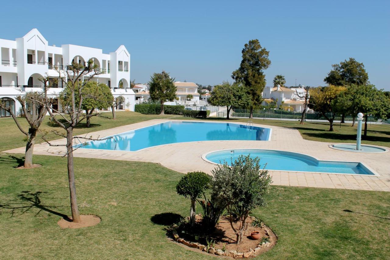 אלבופיירה Apartamentos Ninho Das Gaivotas מראה חיצוני תמונה
